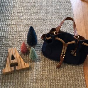 Michael kors 💼 great bag for summer!!☀️